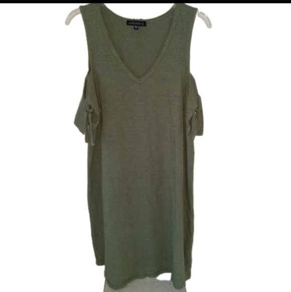 Sanctuary Dresses & Skirts - Sancutary Green Lakeside Short Sleeve Cold Shoulder Knee Length Dress Medium